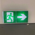 signalétique sortie de secours
